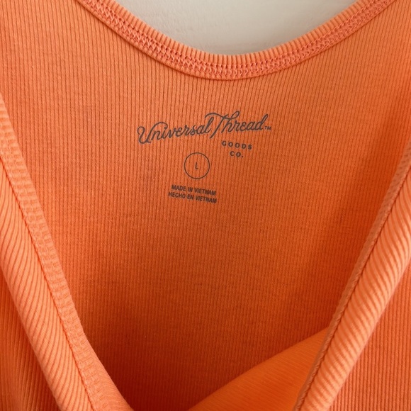 Universal Thread Tops | Universal Thread Spaghetti Strap Tank Top - Picture 2 of 2
